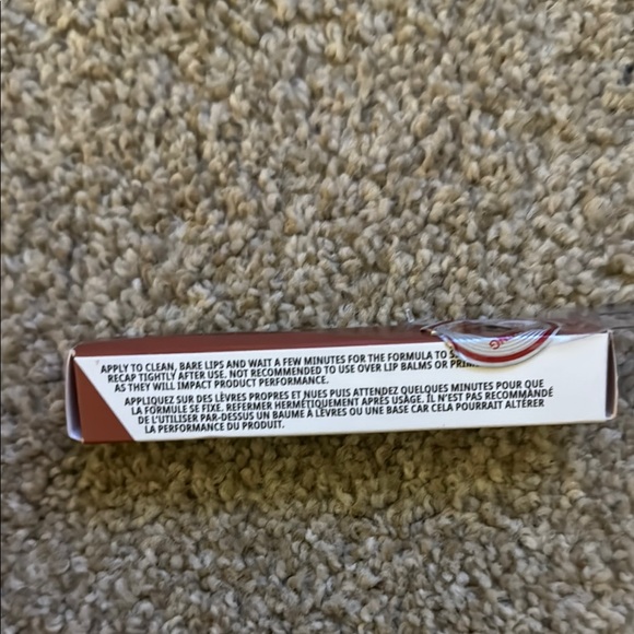 MAC Locked Kiss 24HR Lipstick Extra Chili - Picture 11 of 11